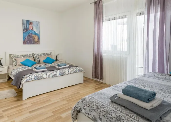 Apartment Pemper - Self Check In And Check Out