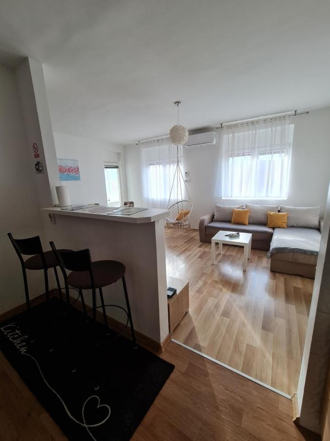 Pemper - Self Check In And Check Out Apartman